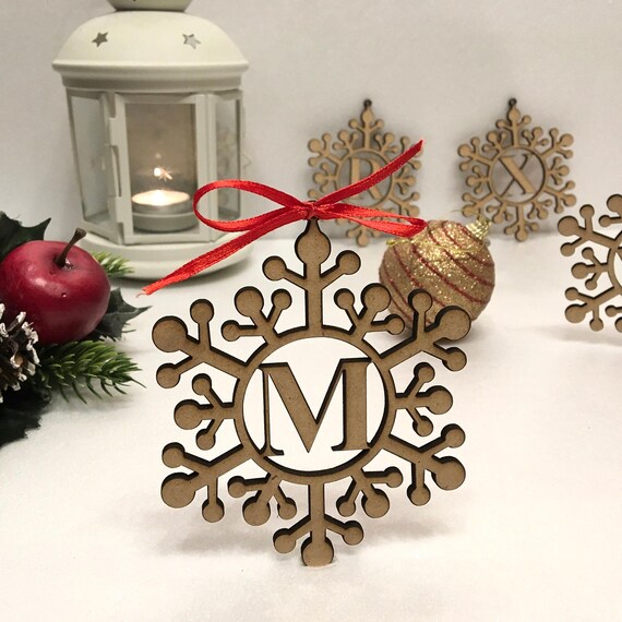 Personalized Wood Snowflake Letter Monogram Initials Xmas Ornaments Christmas Hanging Tree Decorations Laser Cut Custom Holiday Family Gifts