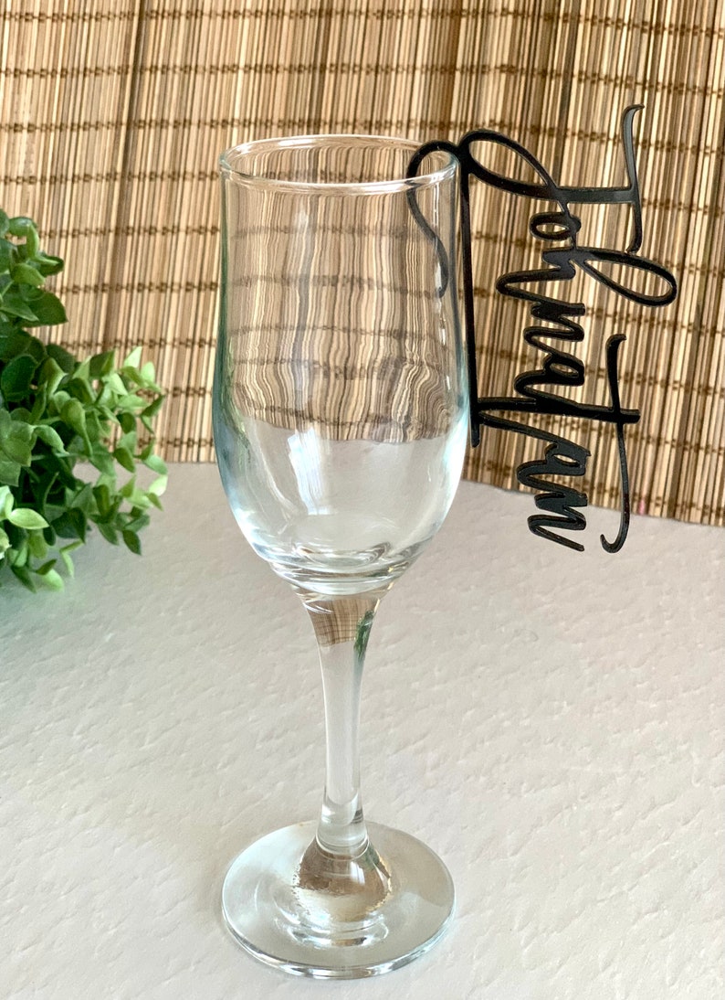 CIHWEXS Wine Glass Charms 50 Set Personalized Rings 500 Letters Beads 100 Golden Beads 50 Tone Hoops 1 Tweezer Wine Glass Markers For Stem Glasses Cocktail Champagne Wedding Party