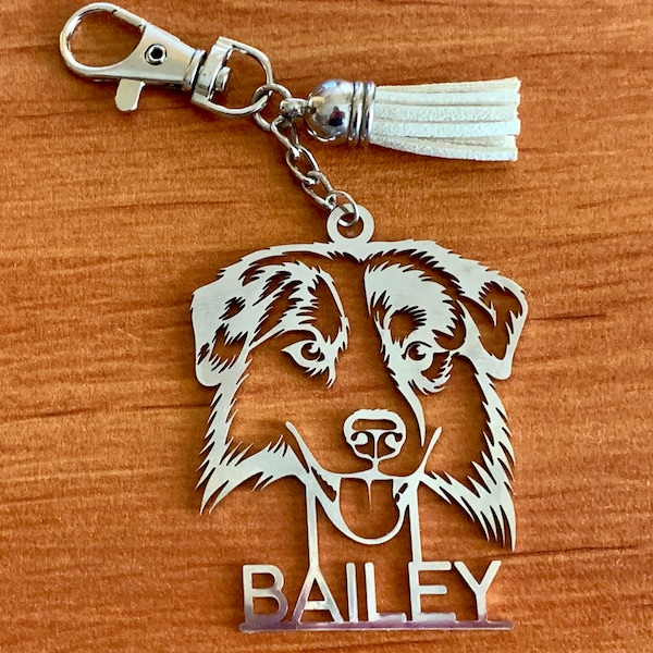 Personalisierter Australian Shepherd Kaychain Beliebiger Name Schlüsselanhänger Aussie Hundeliebhaber Haustier Taschenanhänger Hund Silhouette Schlüsselanhänger Geschenk für Ihn