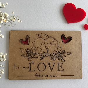 Cartes de voeux personnalisées avec coeurs Carte d'amour découpée au laser Cadeau en bois personnalisé Pour mon amour Cadeau en bois pour la Saint-Valentin Oiseaux amoureux gravés