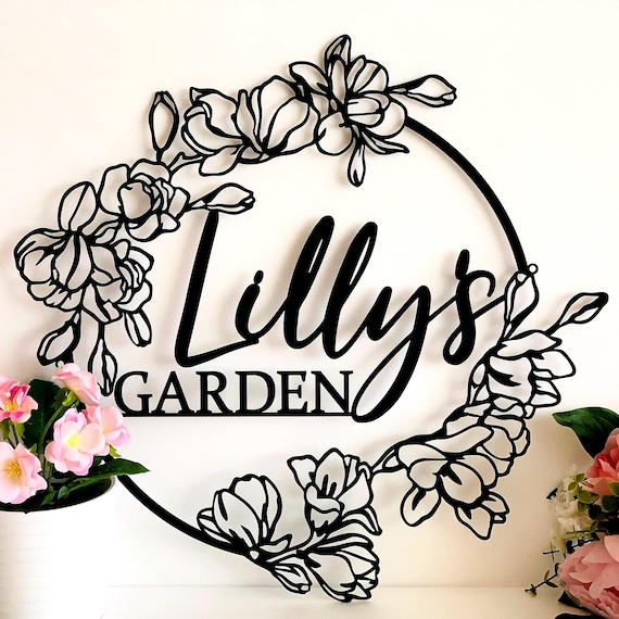 Personalized Flower Garden Name Sign Custom Metal Wall Art Gift for Gardener Decorative Hanging Outdoor Decor Flower Sign Plaque Moms Garden
