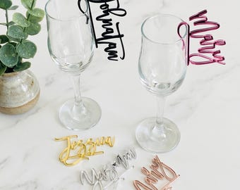 Abalorios personalizados para copas de vino de boda, etiquetas con nombres personalizadas, marcadores de bebidas para cócteles.