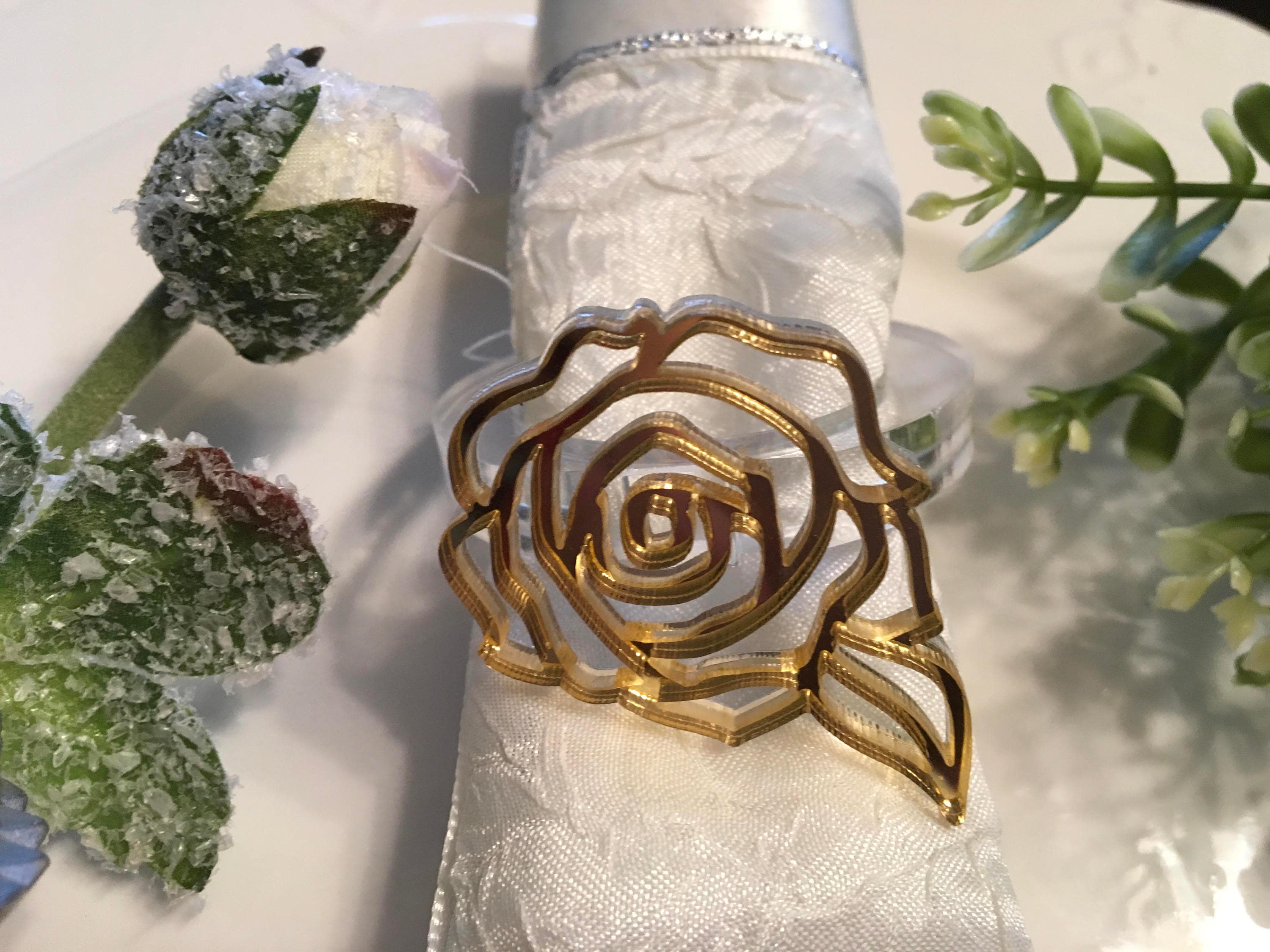 Flower napkin ring holders Filigree gold rose Acrylic Floral wedding