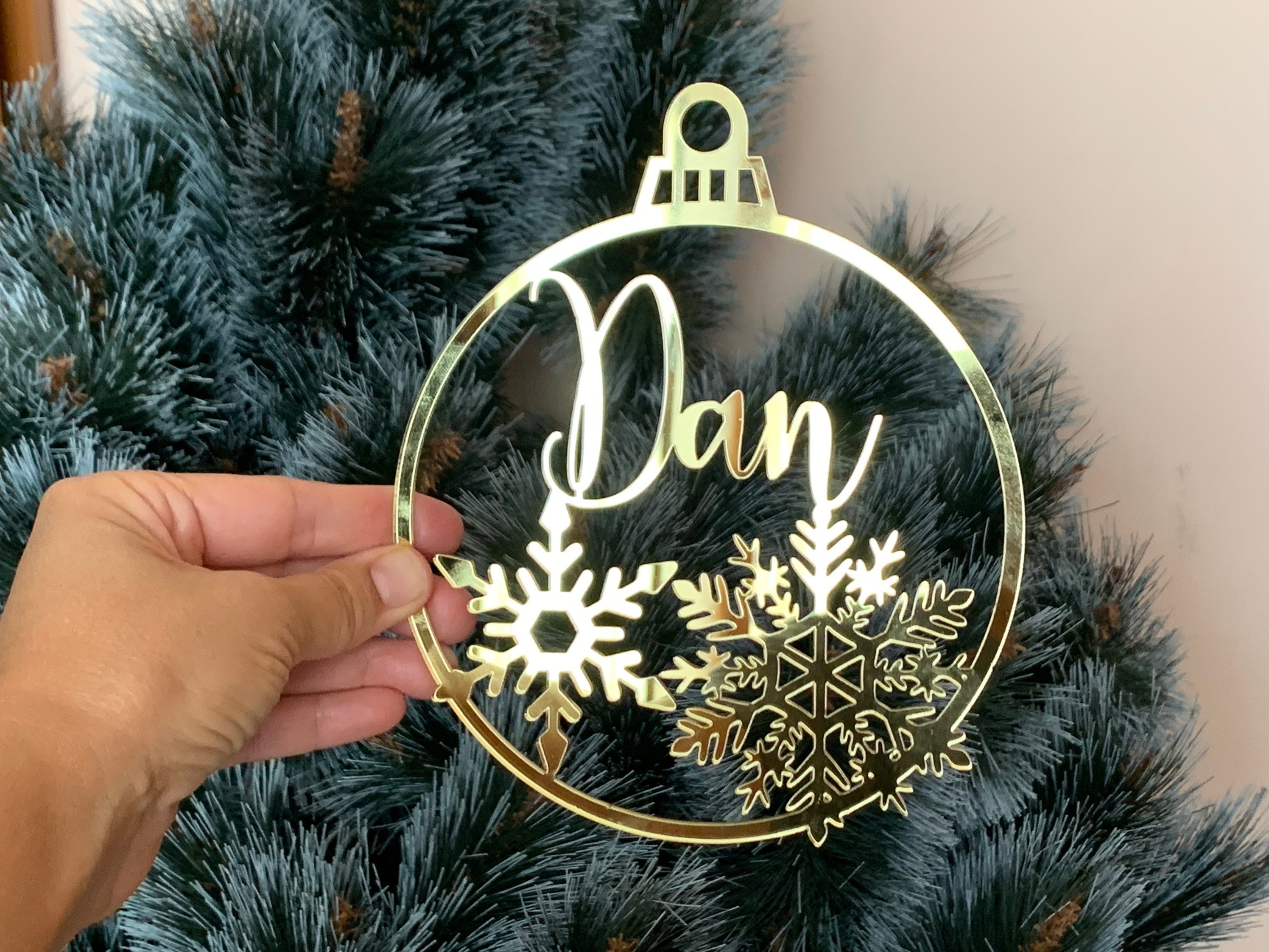 Personalized Christmas Tree Ornament Custom Name Modern Holiday Decorations  Laser Cut Names Xmas Bauble Gift for Family, Gift Name Tags 2023