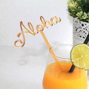 Custom Aloha Drink Stirrers – Personalized Luau Cocktail Swizzle Sticks, Tropical Beach Birthday Decor, Hawaiian Wedding Party Decorations