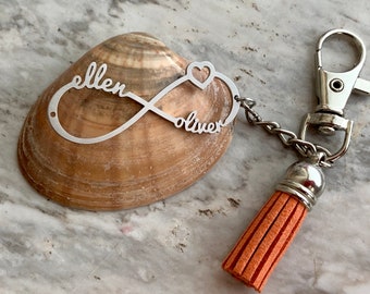 Infinity Heart Keychain with Personalized Names - Custom Engraving Keyring