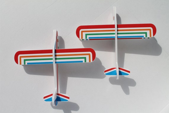 small toy planes