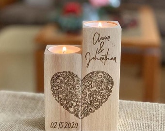 Bougeoir en bois personnalisé - Noms personnalisés et date spéciale - Forme de coeur - Bougeoir pour bougie chauffe-plat Love - Cadeau d'anniversaire pour les couples