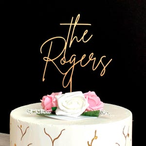Personalisierter Hochzeitstorte Topper Holz Kuchen Topper Benutzerdefinierte Mr und Mrs Handgeschriebene Schriftart Cursive Nachname Rustikaler Kuchen Topper Jubiläum Topper