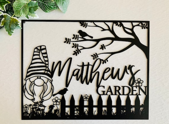 Personalized Garden Name Sign Custom Gnome Metal Name Sign Gift for Kids Metal Wall Art Gift for Gardener Flower Plaque Yard Decor Xmas Gift