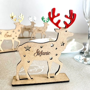 Gepersonaliseerde rendieren plaatsnaaminstellingen, familie tafelnaamkaartjes Kerst tafeldecoraties Kerst plaatskaarten, aangepaste houten plaatskaarten