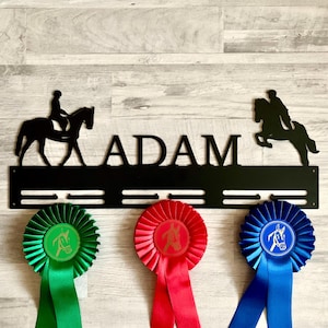 Personalized Horse Medal Hanger, Custom Horse Show Ribbon Holder, Equestrian Ribbon Display - Horse Medal Rack, Showjumping Awards Organizer