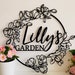 Personalized Flower Garden Name Sign Custom Metal Wall Art Gift for Gardener Decorative Hanging Outdoor Decor Flower Sign Plaque Moms Garden 