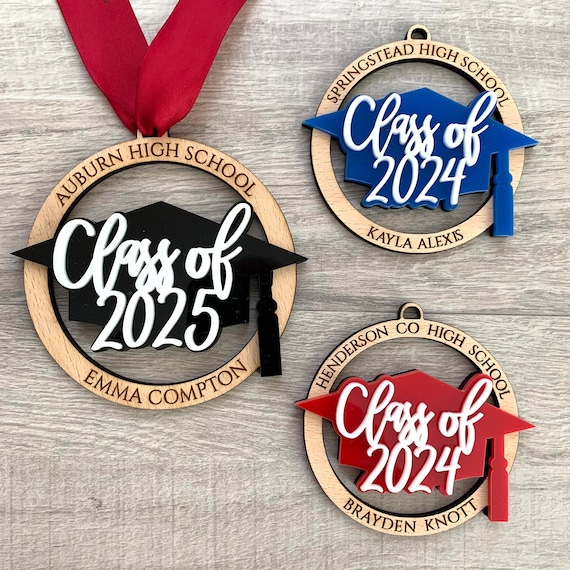 Personalized Graduation Name Ornament Class of 2025 Custom Xmas Gift for Senior Engraved Bauble College Graduate High School Grad University