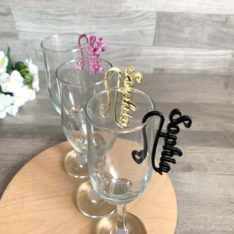 Personalized Wine Glass Charms with Heart Custom Wedding Name Tags for Glasses Cocktail Names Hanging Drink Markers Seating Chart Drink Tags image 6