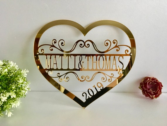 Personalized Valentine Wreath Door Hanger Couples Names Wedding Gift Established Year Laser Cut Heart Love Sign Wall Hanging Decor Monogram