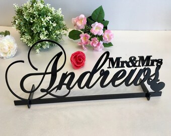 Mr and Mrs Wedding Table Sign & Heart Personalized Last Name Wedding Centerpieces Surname Sweetheart Table Reception Decor Gold Wooden Metal