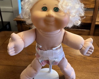 2011 Cabbage Patch Kid TLC Doll - Platinum Blonde Haare Grüne Augen Windel Niedlich