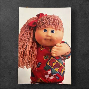 Bambola da cartolina Cabbage Patch Kids Vintage, linea di design 1990, giocattoli retrò