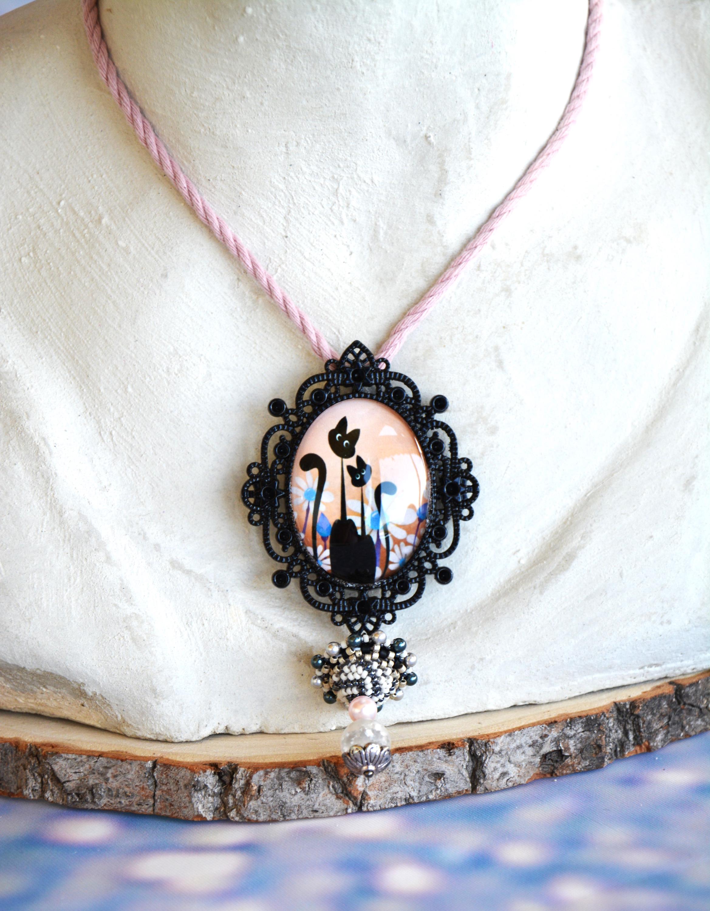 Pendentif ALCHEMY GOTHIC 'illuminati' - Croix gothiques