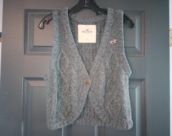 Y2K Hollister Dark Grey Wool Tapered Sweater Cropped Sleeveless Vest 90s Fashion