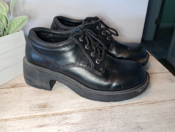 Y2K Bongo Platform Boots Chunky Heeled Oxfords 90… - image 1