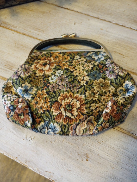 Vintage Tapestry Clutch 1950s Cottagecore Granny C