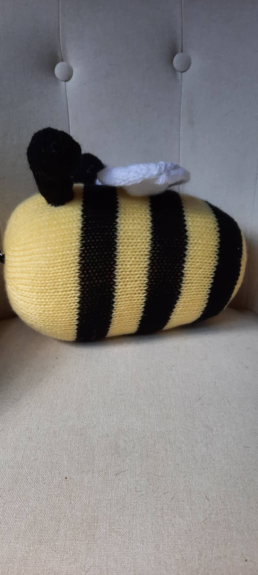 Bonnie the Bumble Bee Knitting Pattern *DIGITAL DOWNLOAD* - Etsy
