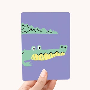 Postkaart Krokodil - Pastelkleurige Ansichtkaart met Lieve Alligator - Dierenkaartje