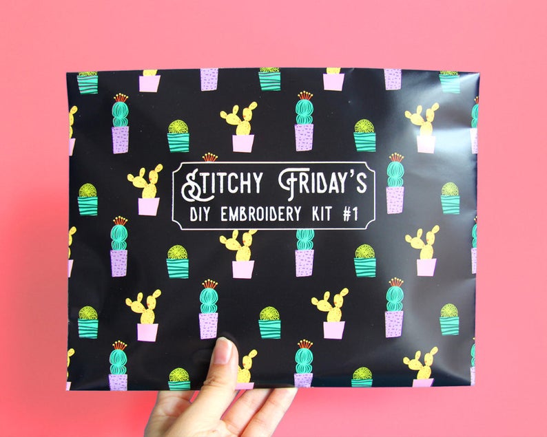 DIY Borduurpakket 1 Cactus door Stitchy Friday Het perfecte cadeau voor DIY liefhebbers DIY kit afbeelding 3