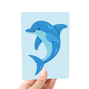 Carte postale Dolphin - Carte amusante pour les enfants et les amoureux des animaux!