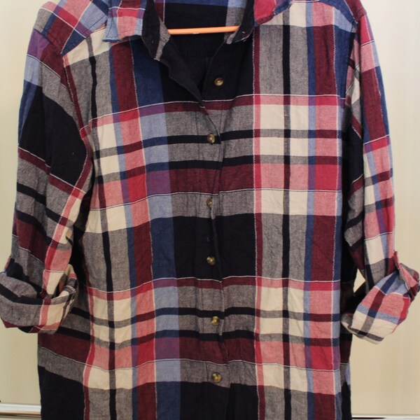 Large Boyfriend Plaid Button Up Shirt