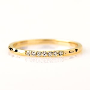 1.5 mm Hammered Textured  Ring, Seven Diamonds Ring, 14K / 18K Yellow Gold, Stack Diamond Ring, Thin Diamond Ring, Hammered Wedding Band