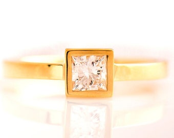Square Engagement ring, 14K / 18K Yellow Gold, Princess Cut Enagegement Ring, Square Diamond Ring, Solitaire Engagement Ring, Bezel Ring