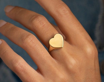 Heart Signet Ring 14K / 18K Solid Yellow Gold, Stacking Ring, Heart Shape Ring, Stamping Heart Ring, Custom Signet Ring, Large Gold Ring