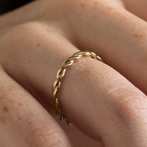 3MM クラシックタイプリング　ウエディングリング 3 MM クラシック ウェディング リング、14K / 18K ソリッド