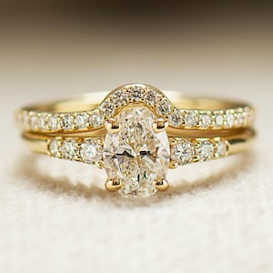 Taps toelopende ovale verlovingsset, 14K / 18k geel goud, bijpassende trouwring, natuurlijke diamanten ring, trouwring set, diamanten bruiloft set