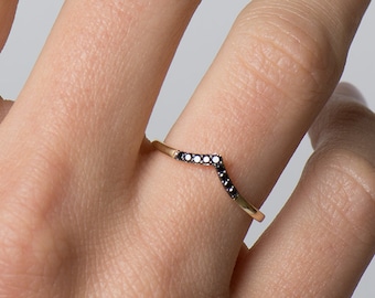 Chevron Ring, 14K \ 18K Yellow Gold Ring, Stackable Ring, Black Diamonds Band, V Shaped Ring, Dainty Ring, Gold And Diamonds, Wedding Band
