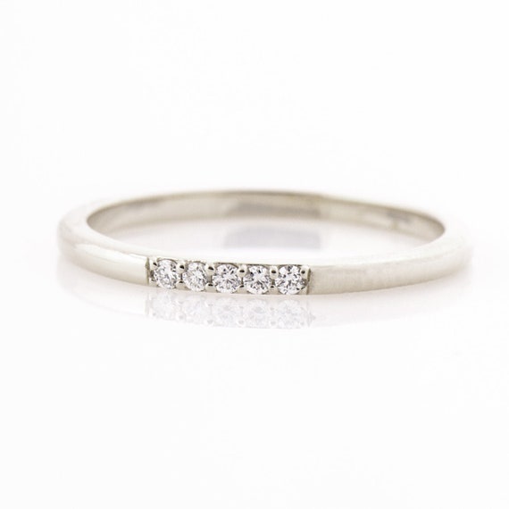1.5 mm 5 Diamonds Ring, Stack Diamonds Band, 14K / 18K White Gold, Stacking Band, Tiny Diamonds Ring, Thin Wedding ring, Five Stone Ring