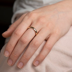 Wedding Rings Sets, 14k Yellow Gold, 18k Gold Ring, Wedding band, Unisex, Heart Wedding Rings, Heart Engraving image 6