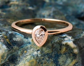 Rose Gold Pear Diamond Ring, 14K / 18K Rose Gold, 0.2ct Pear Shaped Diamond, Teardrop Engagement Ring, Pear solitaire Ring, Minimal Ring