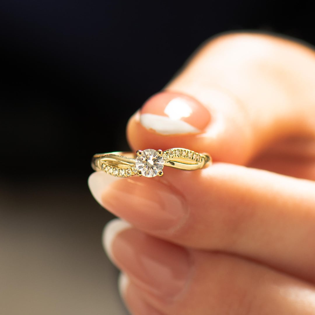 Verlobungsring In Gelbgold 585 Mit 0,3 Ct. Brillant R, If