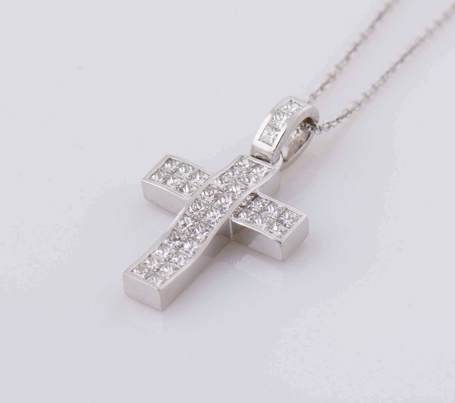 Carissima - Ciondolo A Croce 3 In 1 Con Diamante In Oro Bianco 9kt Su Catena 46 Cm