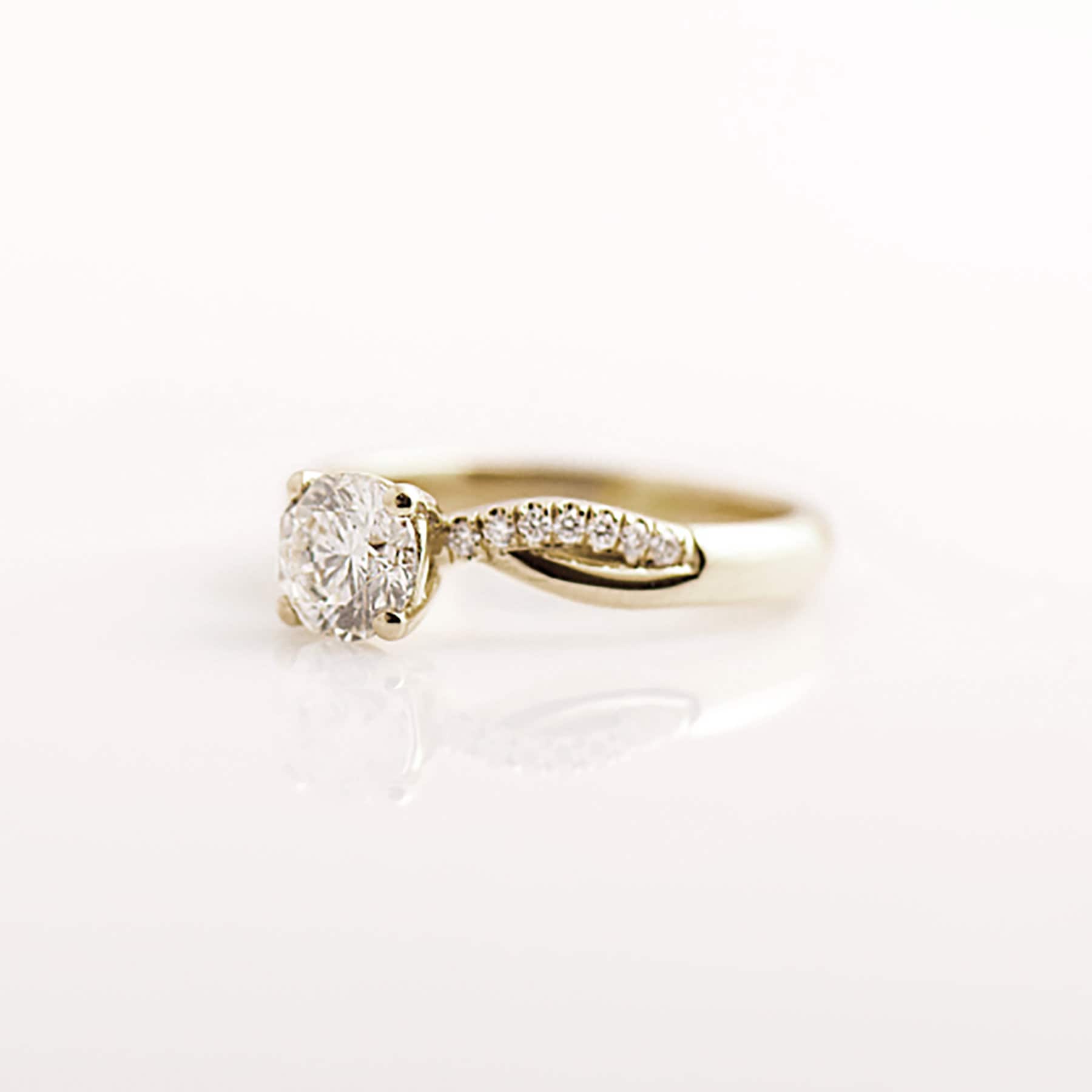 フィリップ クランジ Twist Ring 鉄 ゴールド ガーネット14k