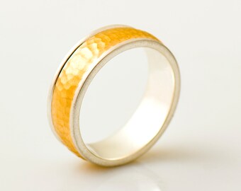 7 mm ハンマー加工結婚指輪、14K / 18K イエロー & ホワイト ゴールド
