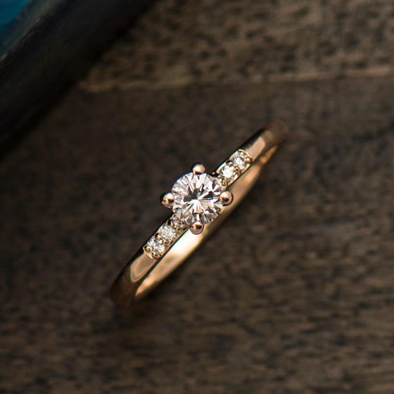 Dainty Engagement Ring, Rose Gold Diamond Ring, 14K / 18K Rose Gold Ring, Modern Diamond Ring, Diamond Engagement ring, Delicate Ring