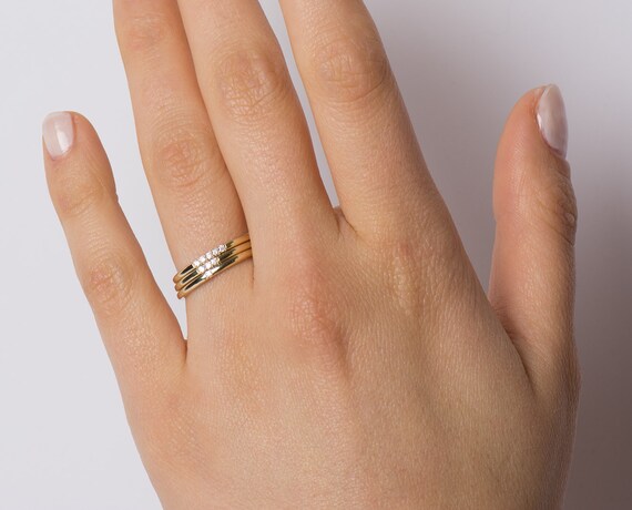 1.5 mm Single Diamond Band 14K 18k Yellow Gold Stacking Ring Tiny Diamond Ring Dainty ring One Diamond Wedding Ring Thin Ring
