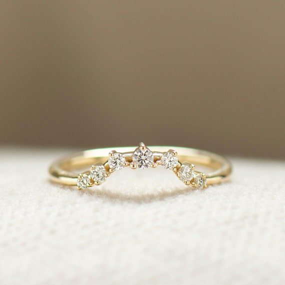 Bague assortie incurvée sept diamants, or jaune 14 carats 18 carats,  alliance diamants, bague empilable, alliance incurvée, bague moderne,  empilage