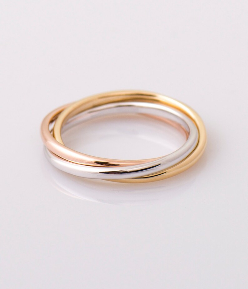 rolling wedding band