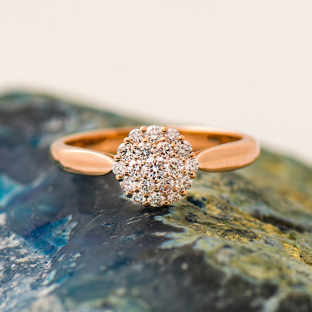 Rose gold hotsell diamond cluster ring